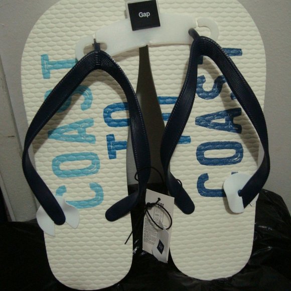 Gap Flip flops - Picture 1 of 3